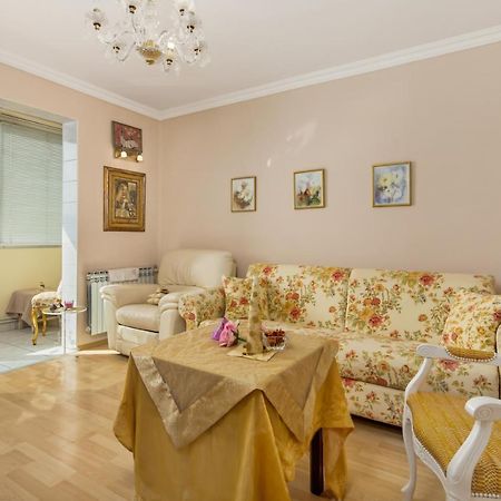 Apartment Beverly Rijeka Extérieur photo