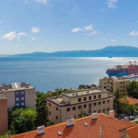 Apartment Beverly Rijeka Extérieur photo